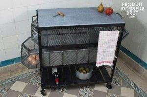 Un desserte plutôt style industriel en métal et pierre bleue - Produit Intérieur Brut…