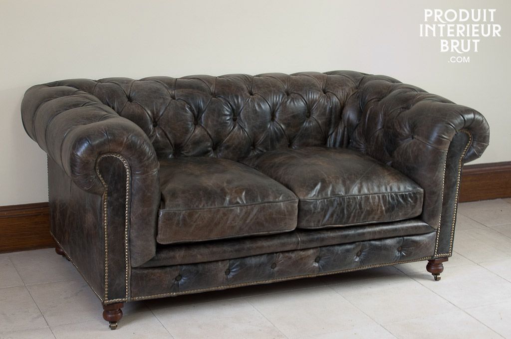 Le canapé Chesterfield Saint James P.I.B.